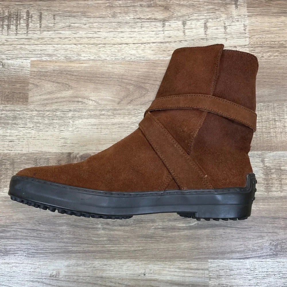Tod's Men Brown Suede Buckle Strap Ankle Boots Pebble Soles UK 9 - US 10.5 EUC